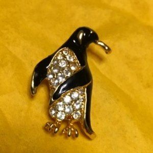 VTG Penguin Enamel Rhinestones Black & Gold Sparkly Brooch Pin 1.5"